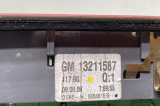 Feu arriere stop central OPEL ZAFIRA B