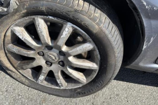 Feu arriere stop central OPEL ZAFIRA B