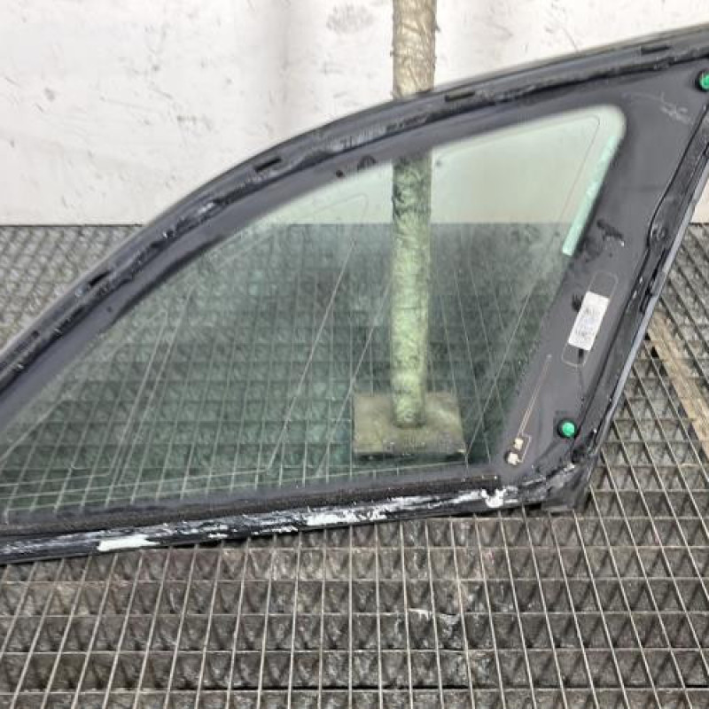 Custode arriere gauche AUDI A4 3 Photo n°4