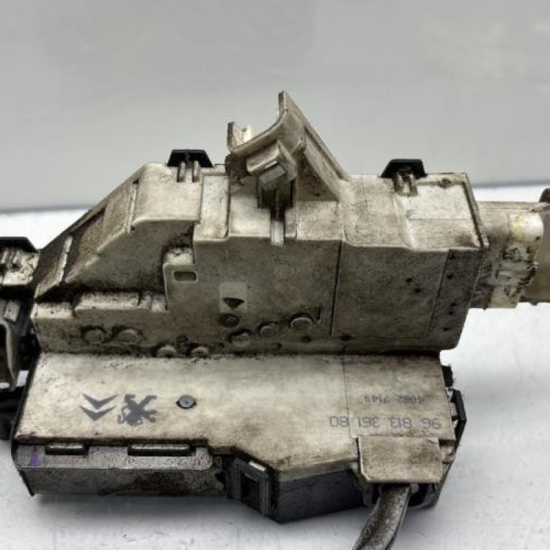 Serrure de porte de coffre droite CITROEN JUMPY 2 Photo n°2