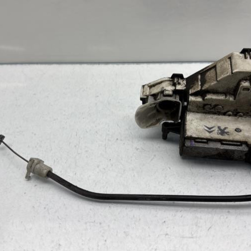 Serrure de porte de coffre droite CITROEN JUMPY 2 Photo n°3