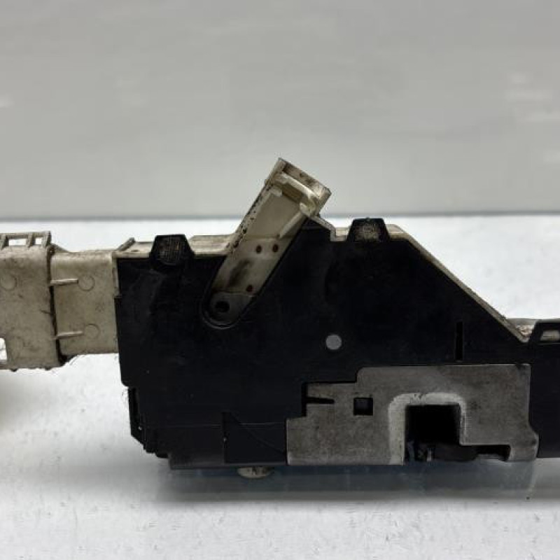 Serrure de porte de coffre droite CITROEN JUMPY 2 Photo n°6