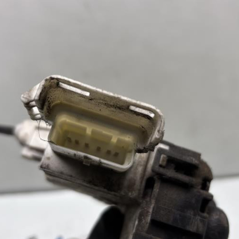 Serrure de porte de coffre droite PEUGEOT EXPERT 2 Photo n°5