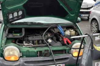 Moteur essuie glace avant RENAULT TWINGO 1