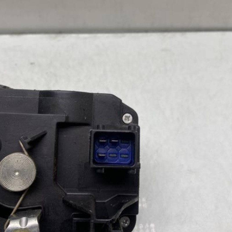 Serrure de porte de coffre gauche RENAULT TRAFIC 2 Photo n°4