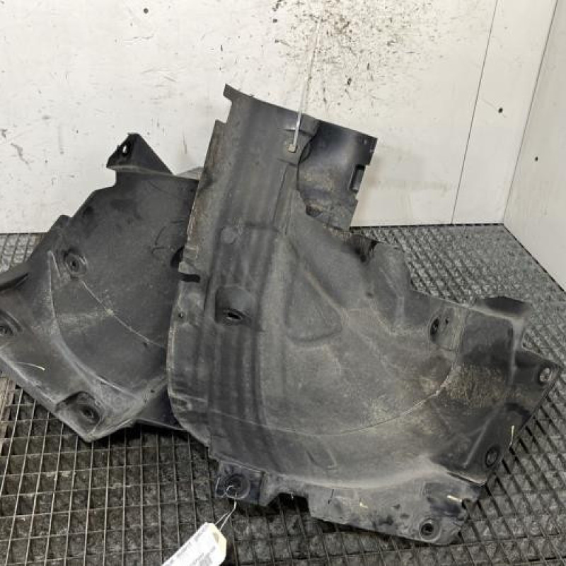 Pare boue avant gauche DACIA SANDERO 3 STEPWAY Photo n°1