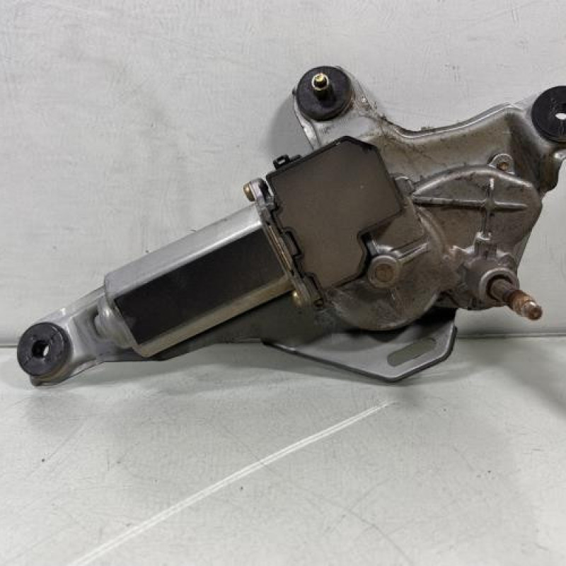 Moteur essuie glace arriere TOYOTA RAV4 2 Photo n°1