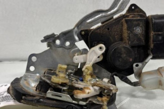 Moteur essuie glace arriere TOYOTA RAV4 2