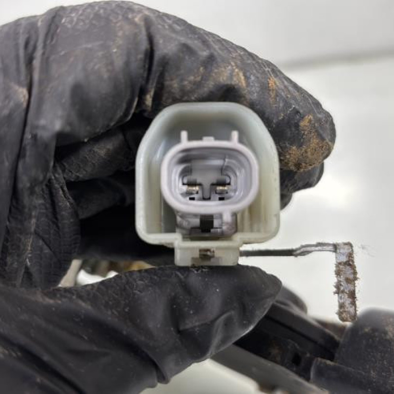 Moteur essuie glace arriere TOYOTA RAV4 2 Photo n°9