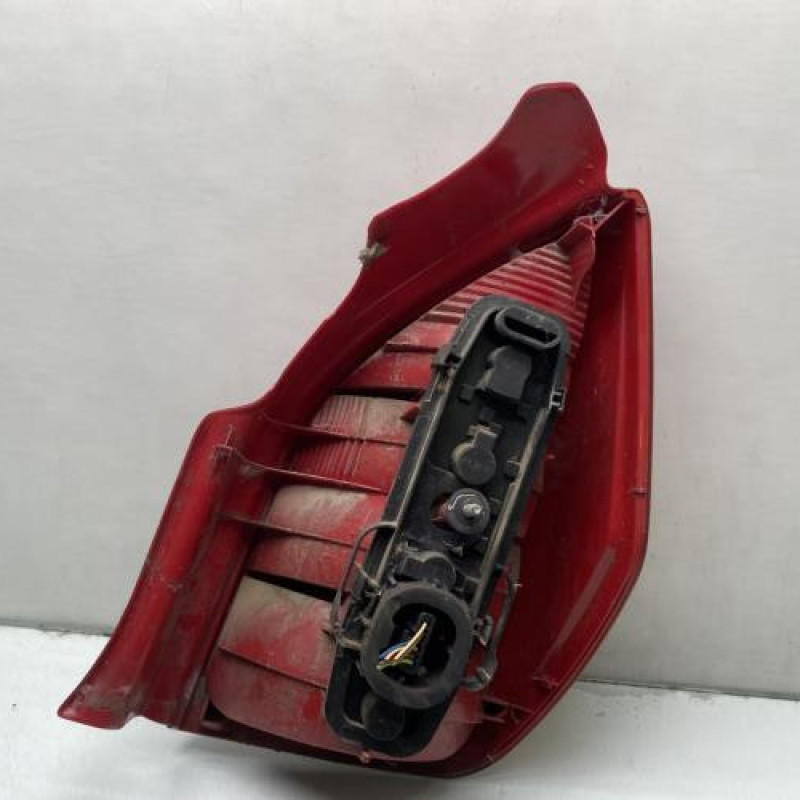 Feu arriere principal gauche (feux) CITROEN C2 Photo n°2