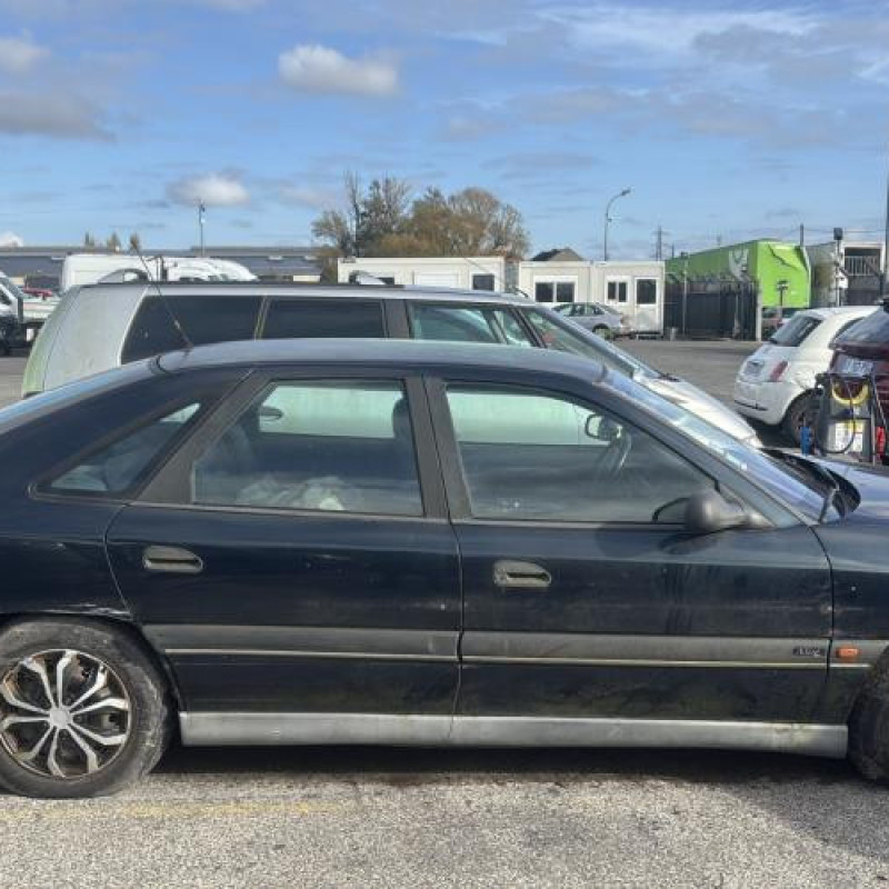 Leve vitre electrique avant droit RENAULT SAFRANE Photo n°13