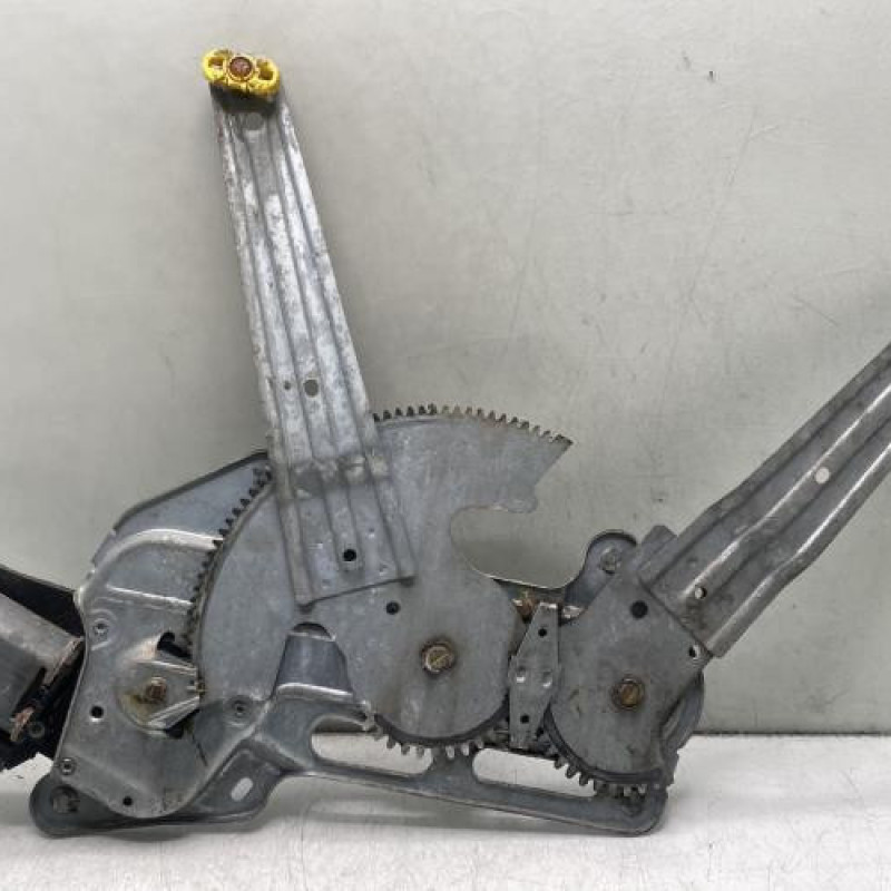 Leve vitre electrique avant gauche RENAULT SAFRANE Photo n°2