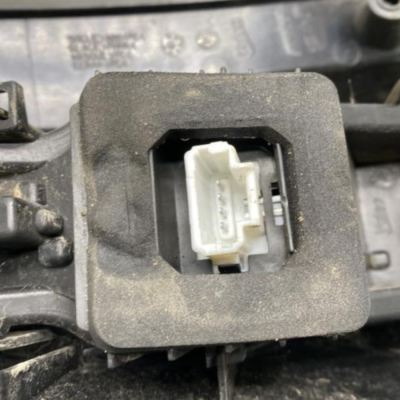 Feu arriere principal droit (feux) RENAULT SCENIC 3 Photo n°3