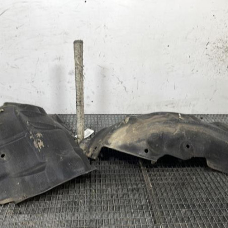 Pare boue avant gauche RENAULT SCENIC 3