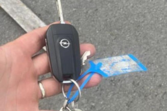 Serrure de porte de coffre gauche OPEL VIVARO 3