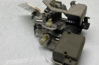 Serrure de porte de coffre droite RENAULT MASTER 2