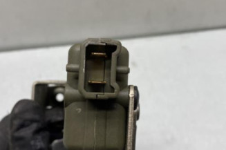 Serrure de porte de coffre droite RENAULT MASTER 2