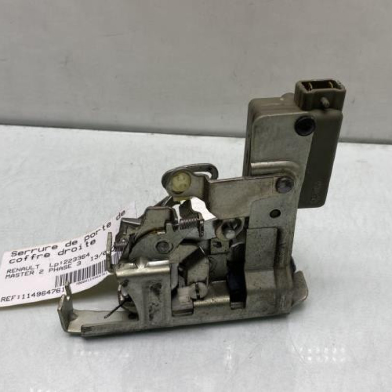 Serrure de porte de coffre droite RENAULT MASTER 2 Photo n°4