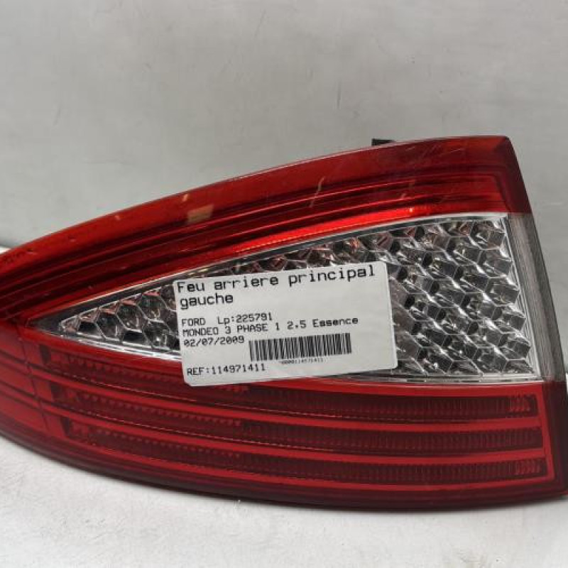 Feu arriere principal gauche (feux) FORD MONDEO 3 Photo n°1