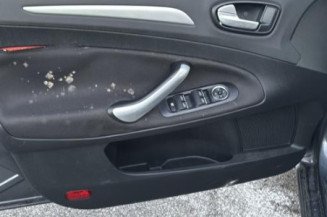 Retroviseur gauche FORD MONDEO 3