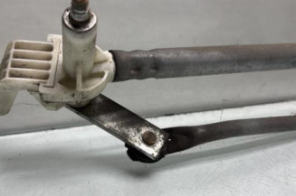 Moteur essuie glace avant SUZUKI SWIFT 3