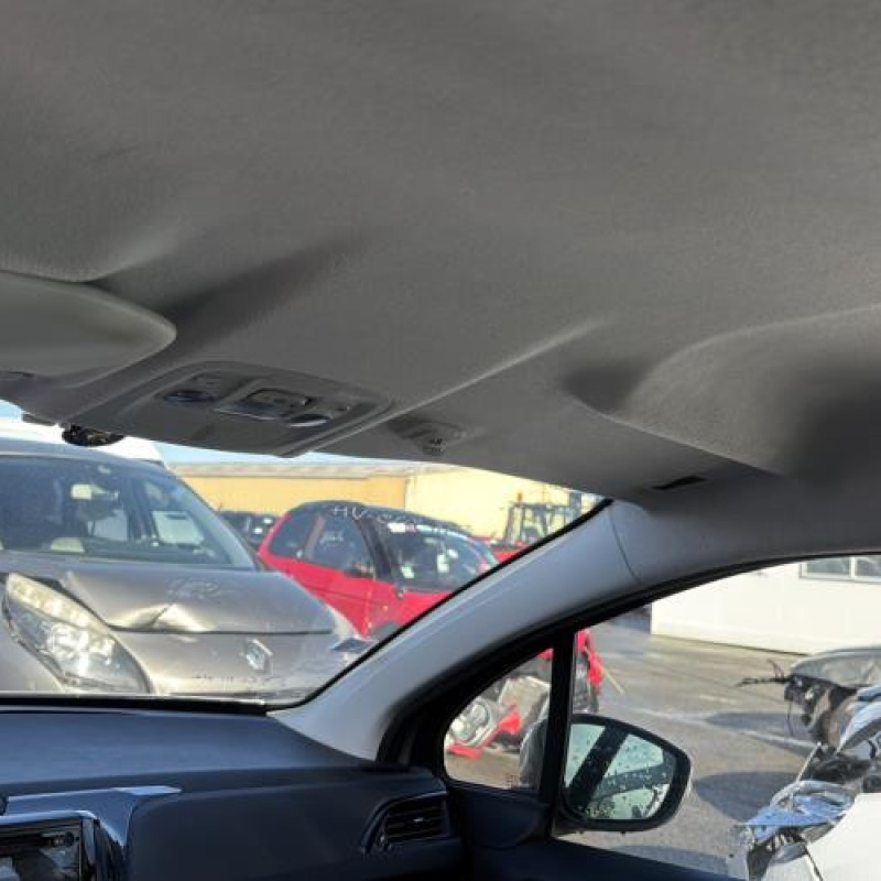 Feu arriere principal droit (feux) PEUGEOT 208 1 Photo n°17