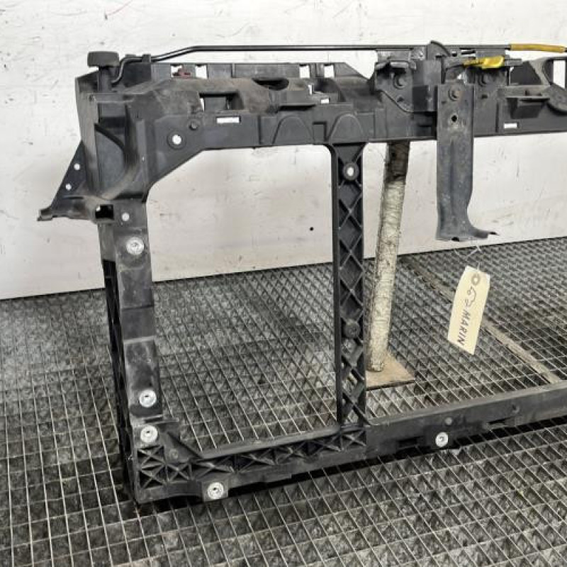 Face avant FORD FIESTA 6 Photo n°2