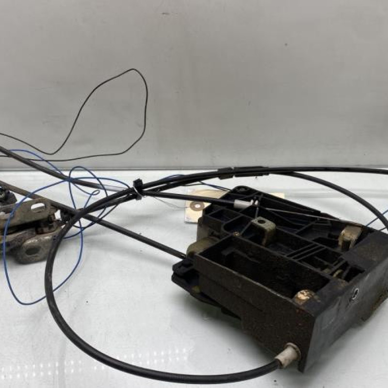 Serrure de porte de coffre droite MERCEDES VITO 639 Photo n°3