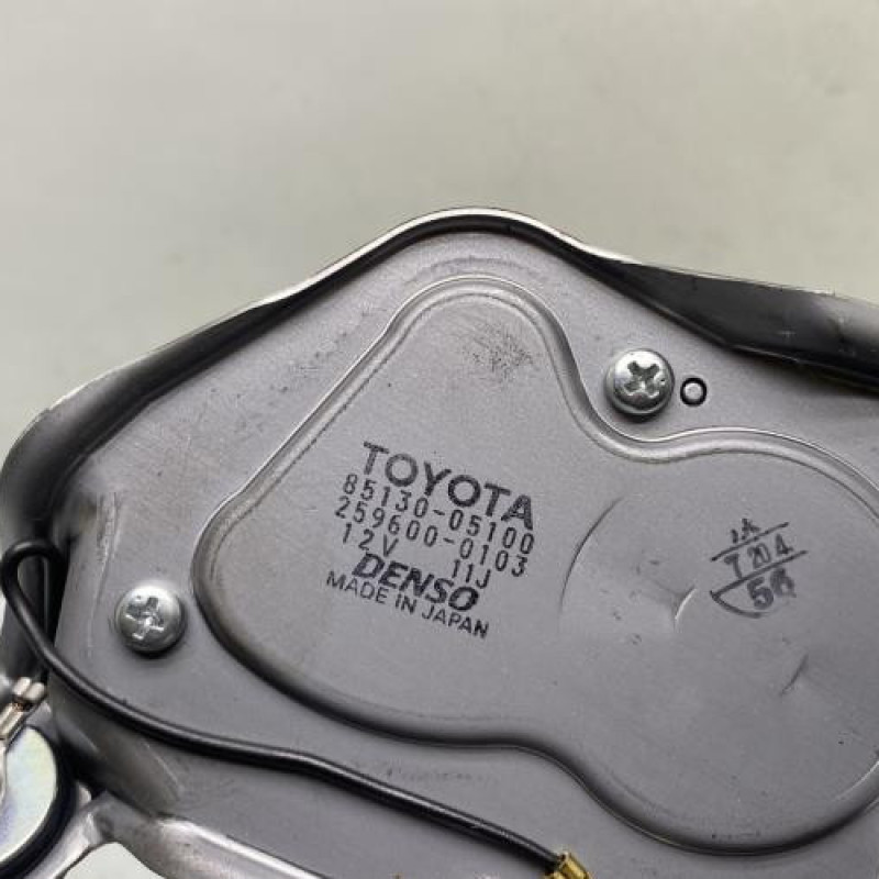 Moteur essuie glace arriere TOYOTA AVENSIS 2 Photo n°4