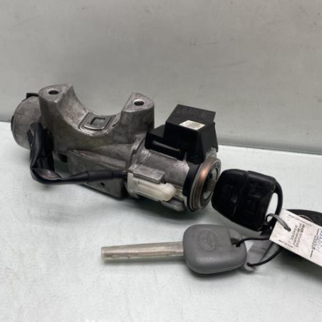 Neiman TOYOTA AVENSIS 2 Photo n°1