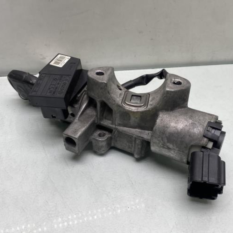 Neiman TOYOTA AVENSIS 2 Photo n°2