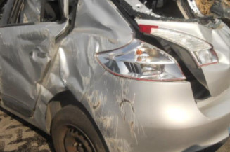 Etrier avant droit (freinage) RENAULT MEGANE 3