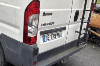 Serrure de porte de coffre droite PEUGEOT BOXER 3