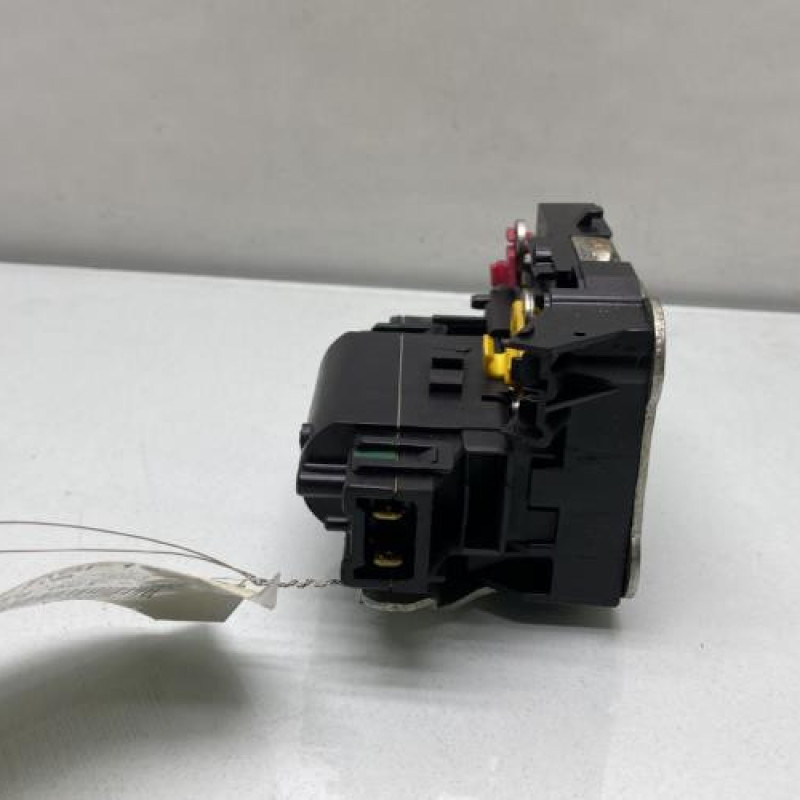 Serrure de porte de coffre gauche DACIA DOKKER Photo n°3