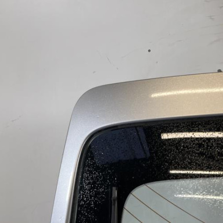 Malle/Hayon arriere NISSAN PRIMERA 4