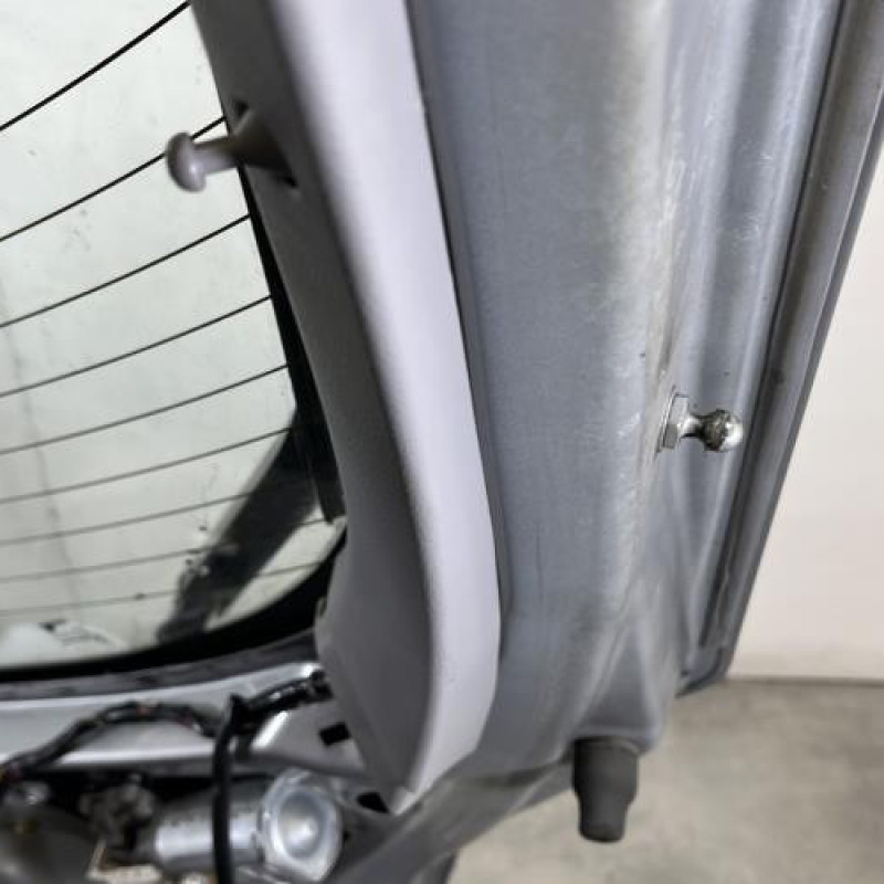 Malle/Hayon arriere NISSAN PRIMERA 4 Photo n°10