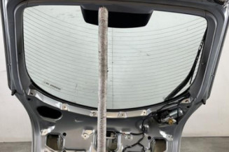 Malle/Hayon arriere NISSAN PRIMERA 4