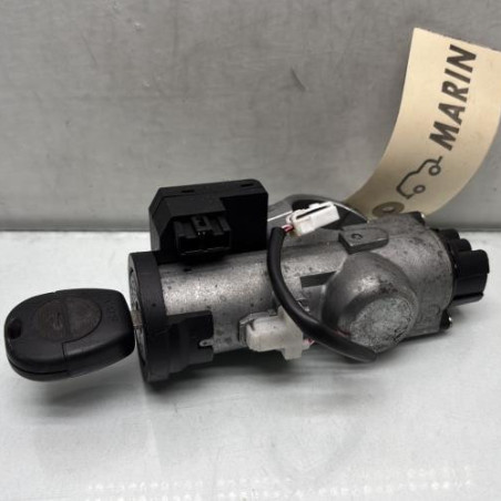 Neiman NISSAN PRIMERA 4 Photo n°1