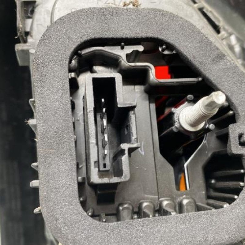 Feu arriere principal gauche (feux) RENAULT TWINGO 3 Photo n°3