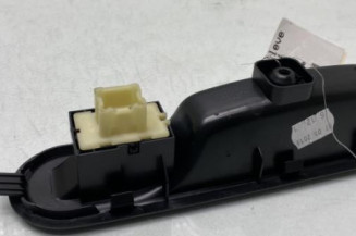 Interrupteur de leve vitre avant droit RENAULT TWINGO 3