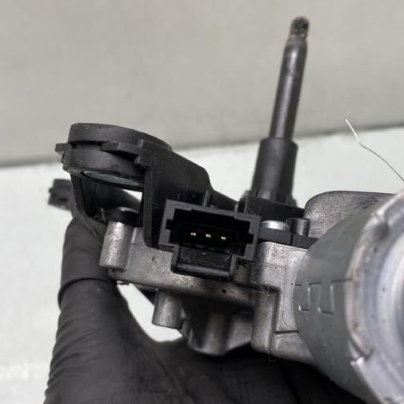 Moteur essuie glace arriere RENAULT TWINGO 3 Photo n°3