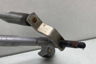Moteur essuie glace avant RENAULT TWINGO 3