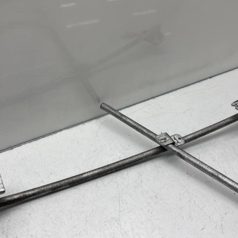 Leve vitre electrique avant gauche RENAULT CLIO 1 Photo n°2