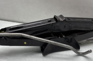 Cric DACIA SANDERO 2 Photo n°1