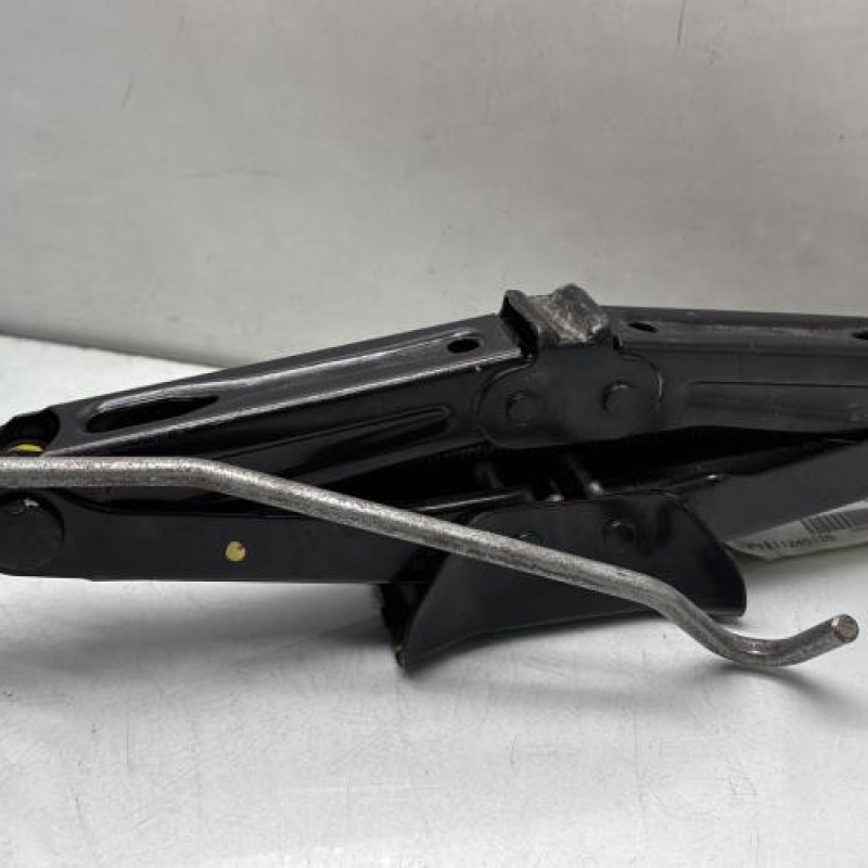 Cric DACIA SANDERO 2 Photo n°1