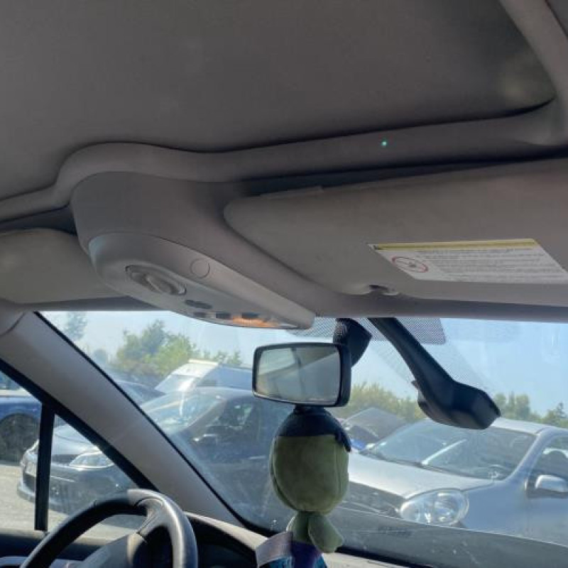 Feu arriere stop central PEUGEOT 407 Photo n°8