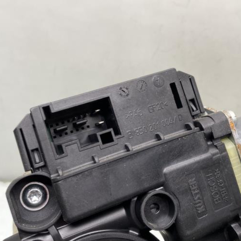 Leve vitre electrique avant droit VOLKSWAGEN POLO 5 Photo n°6