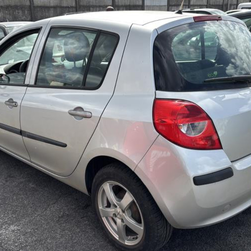 Boite de vitesses RENAULT CLIO 3 Photo n°4