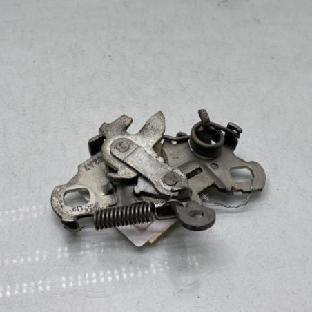 Fermeture de capot PEUGEOT 208 1