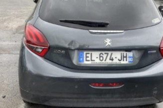 Ecran GPS PEUGEOT 208 1